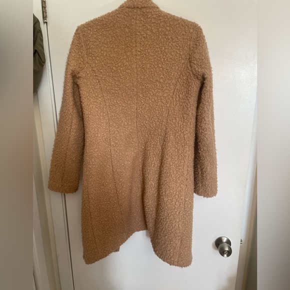 long coat - Picture 2 of 3